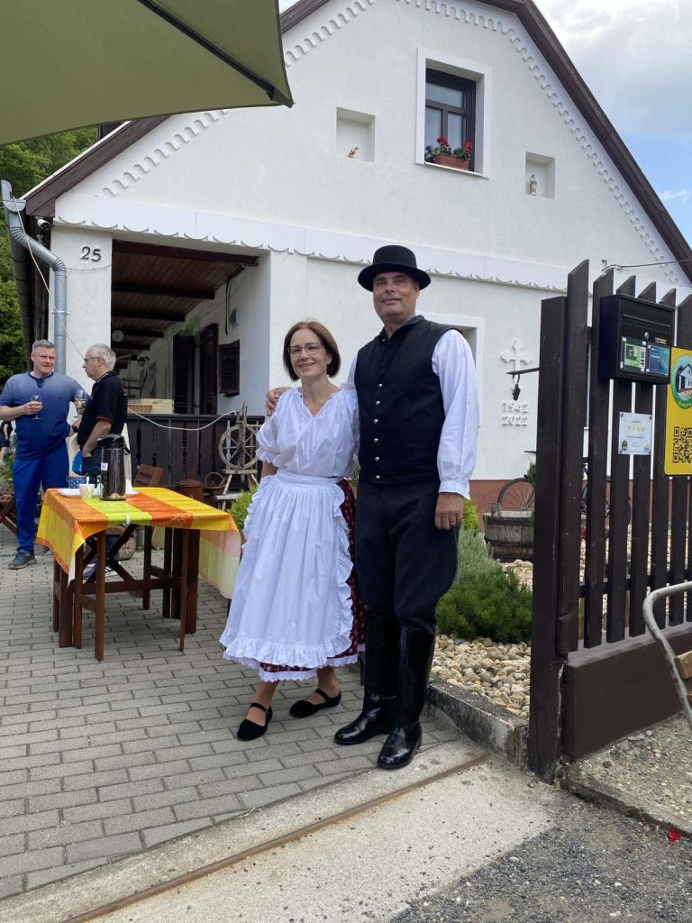 Rólunk - Huta-túra 42 Vendégház